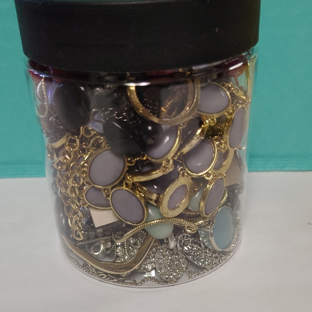 Mystery Jewelry Jar #82 - Picture 4 of 5